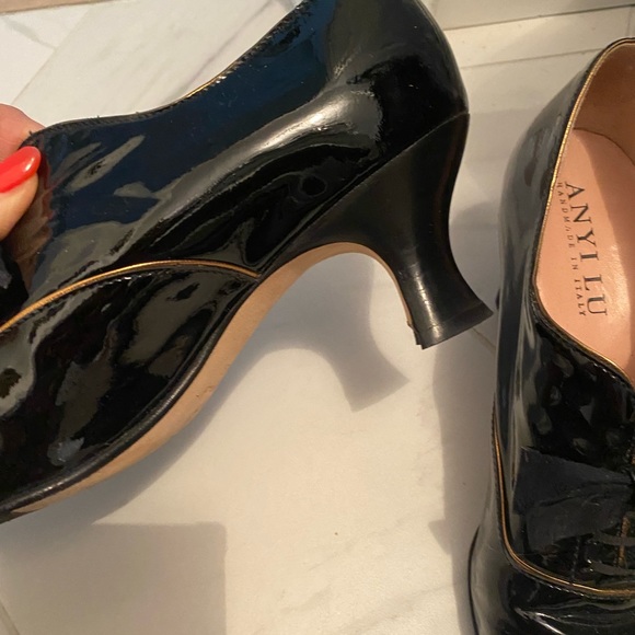 Black heel buisness shoe - Picture 3 of 3